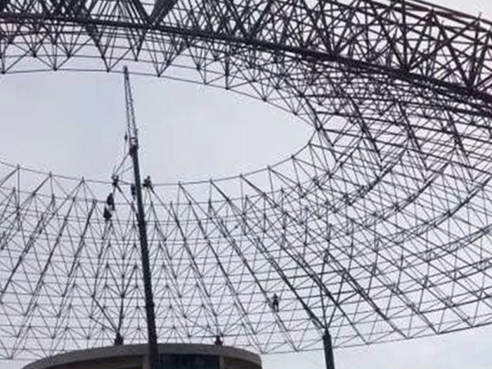 张家港篮球馆球形网架厂家价格